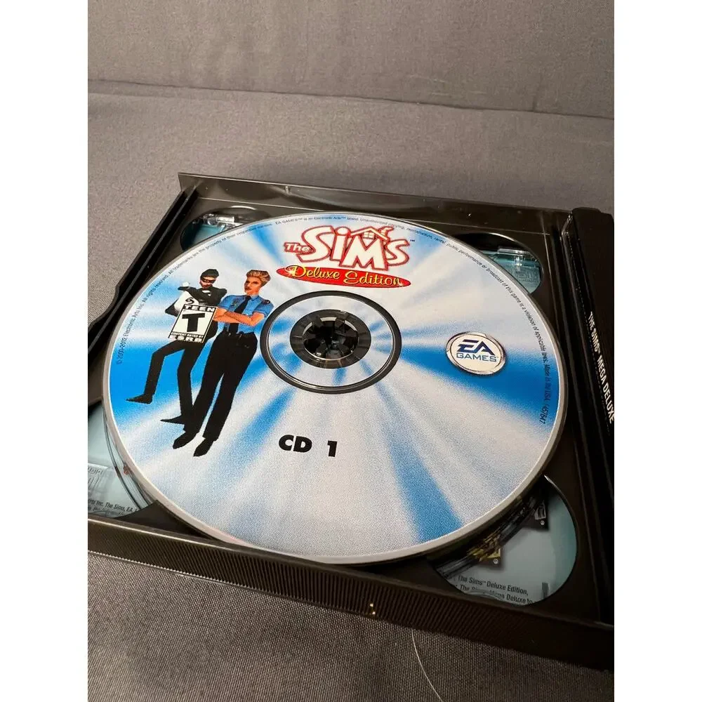 The Sims Mega Delux Pack 4 Disc Set